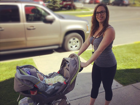 pre-baby-body-Jessie-Steele-OutForWalk-450x338